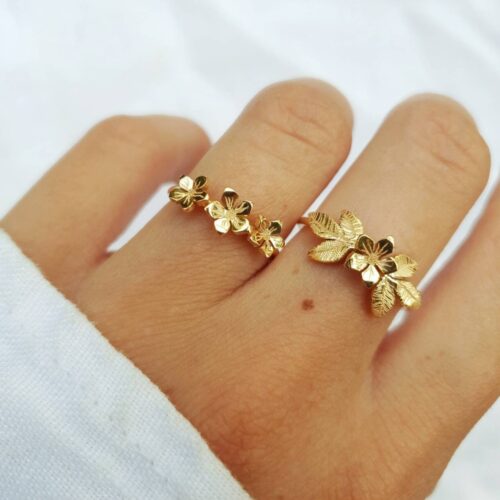 Bague Violette trois fleurs