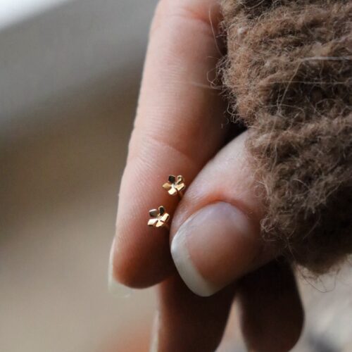 Mini boucles violettes