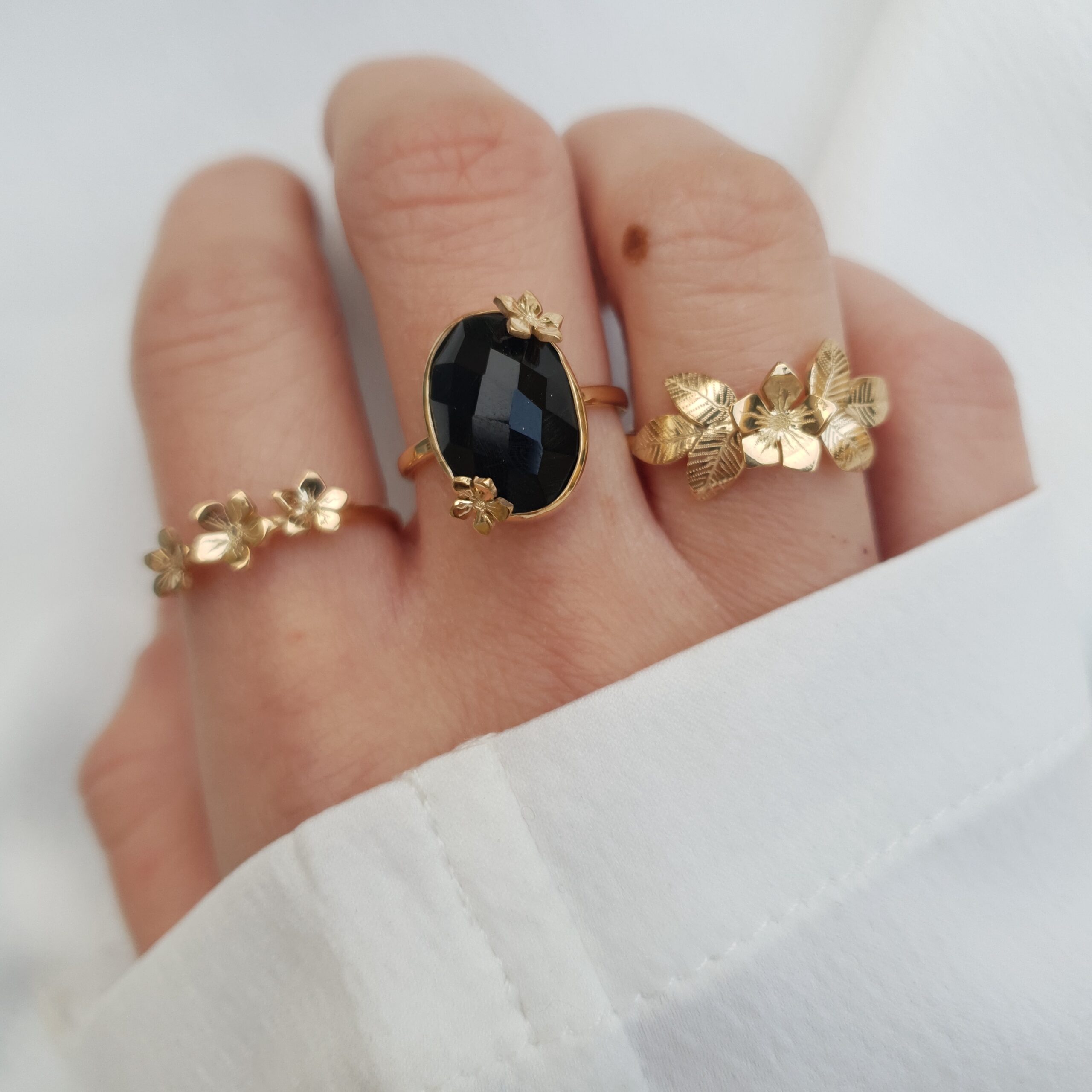 Bague Violettes et onyx – Image 3