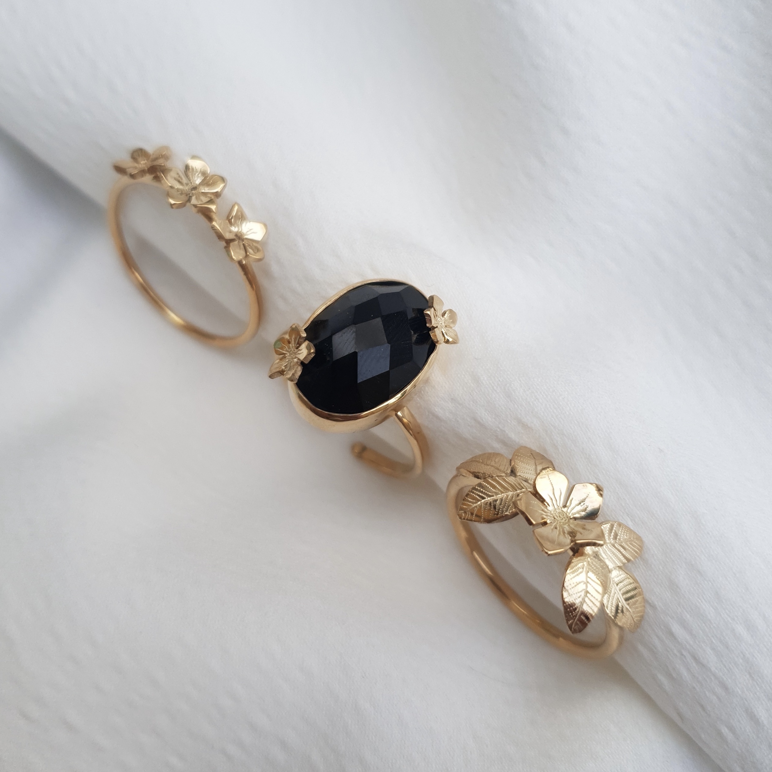 Bague Violettes et onyx – Image 2