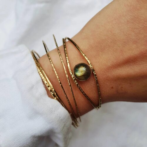 Bracelet martelé et labradorite