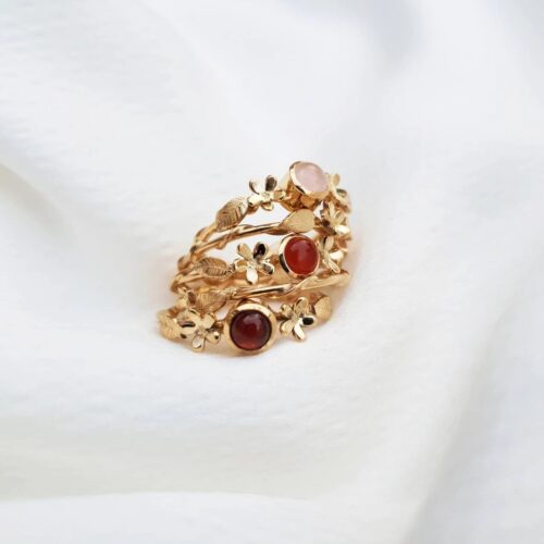 Bague marguerites et grenat