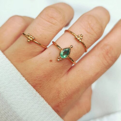 Bague billes et émeraude